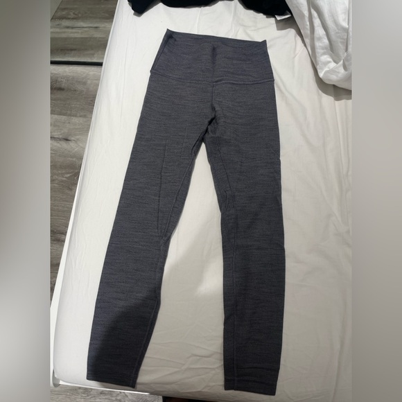 Lululemon align size 4 25” - Picture 5 of 6